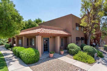 Leasing Office at Acacia Hills Apartments in Tucson Arizona July 2020